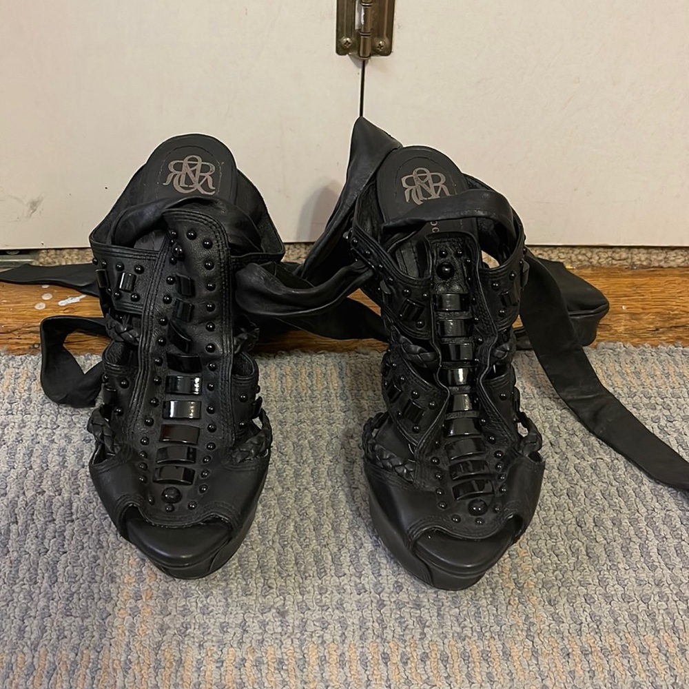 Rock and Republic Black Tie up heels size 9 and a half